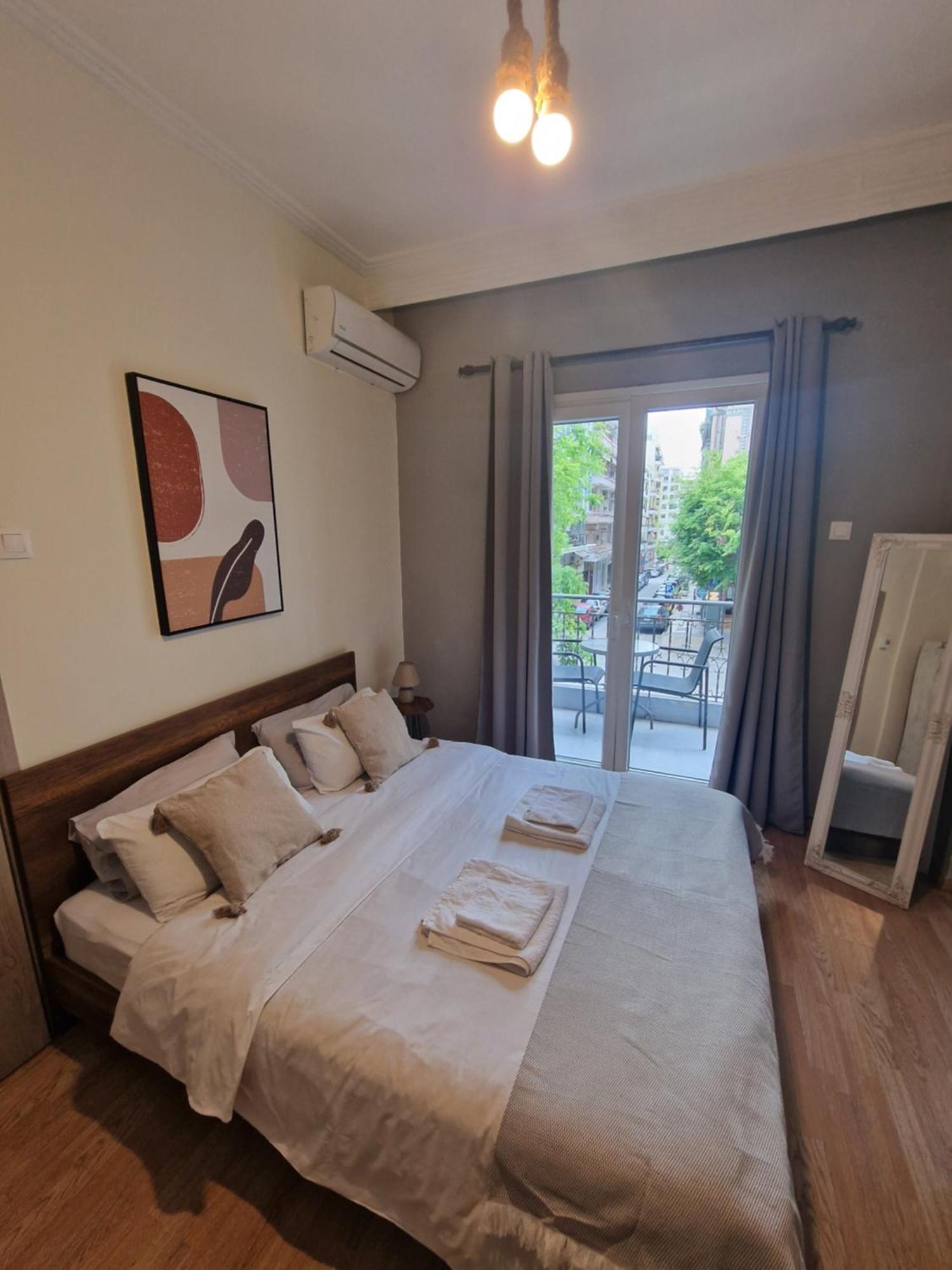 Closer "Egnatia Apartment 2" Thessaloníki Eksteriør billede